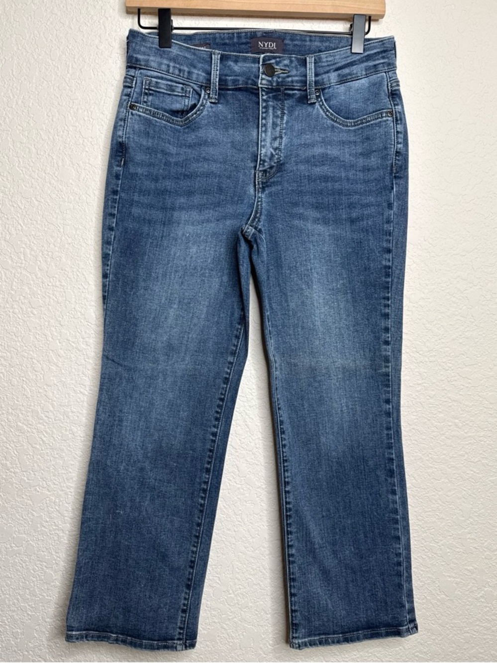 NYDJ Marilyn Straight Cropped Jeans Rockie Wash Size 6 Stretch